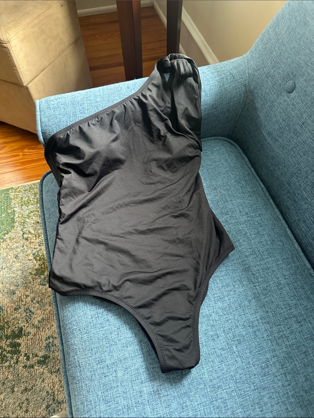 Kona Sol One-Shoulder Black One-Piece Swimsuit